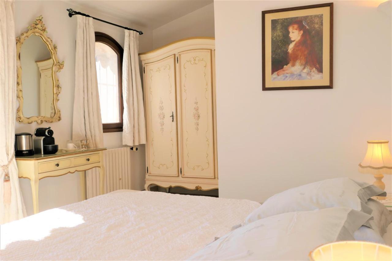 La Bastide Des Pins Bed & Breakfast Vence Exterior photo
